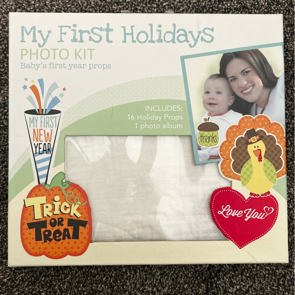 Gibson My First Holidays Photo Kit - Multicolor